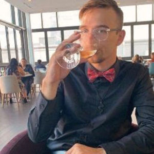 Meet your Posher, Dylan